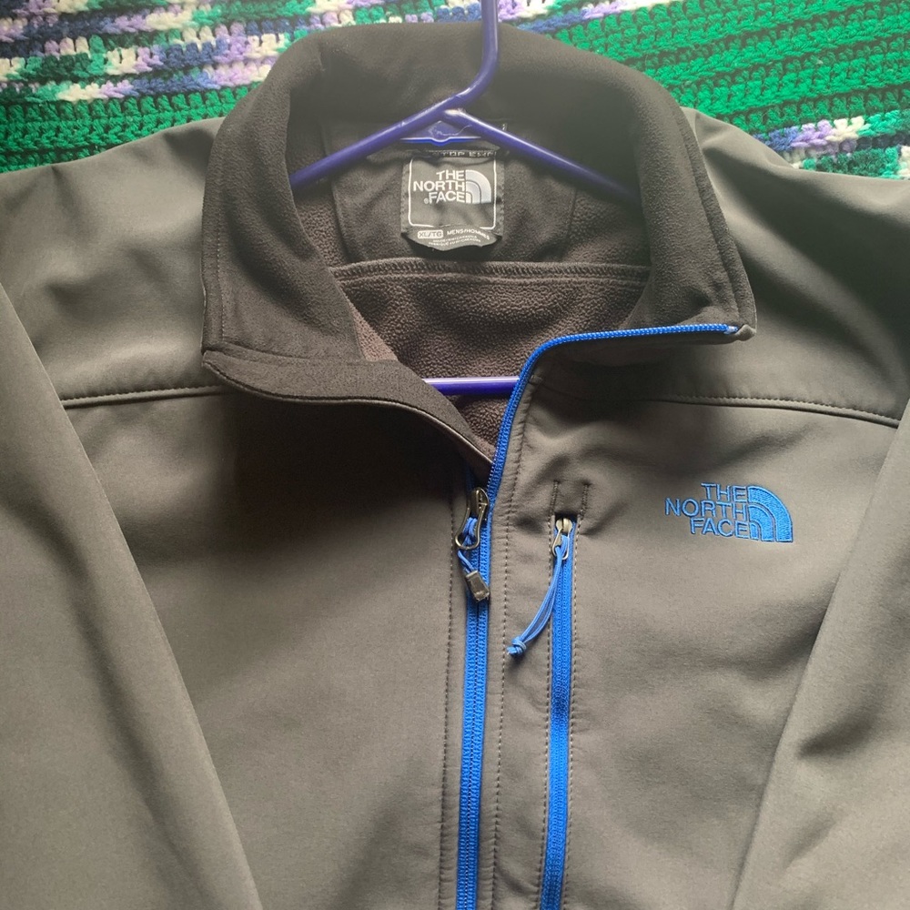 TNF Men’s Apex Bionic Jacket